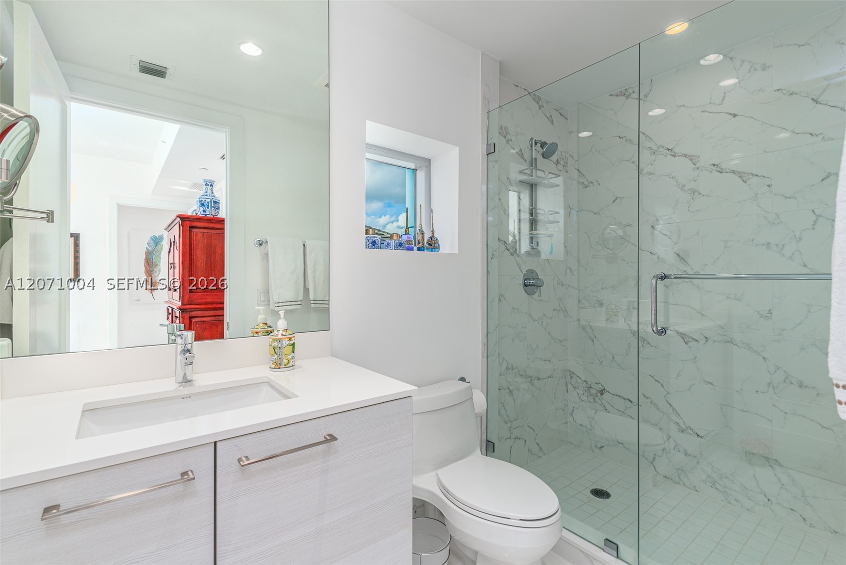 1 Water Club Way #404, North Palm Beach FL 33408