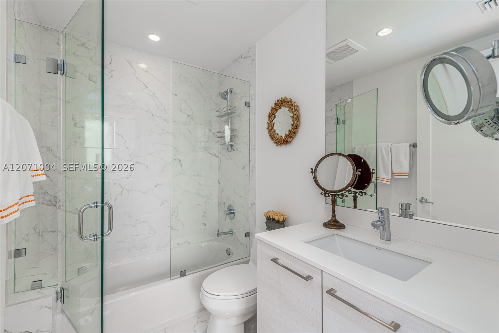 1 Water Club Way #404, North Palm Beach FL 33408