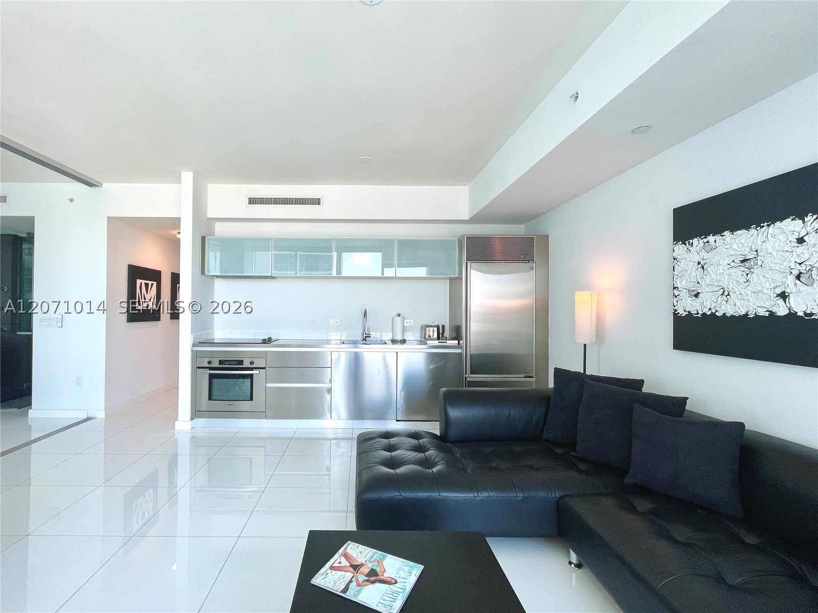1040 Biscayne Blvd #3305, Miami FL 33132