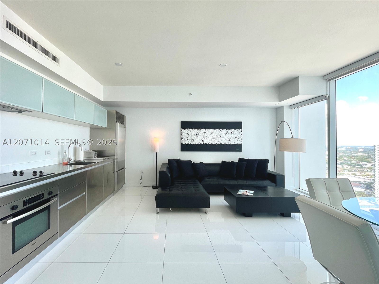 1040 Biscayne Blvd #3305, Miami FL 33132