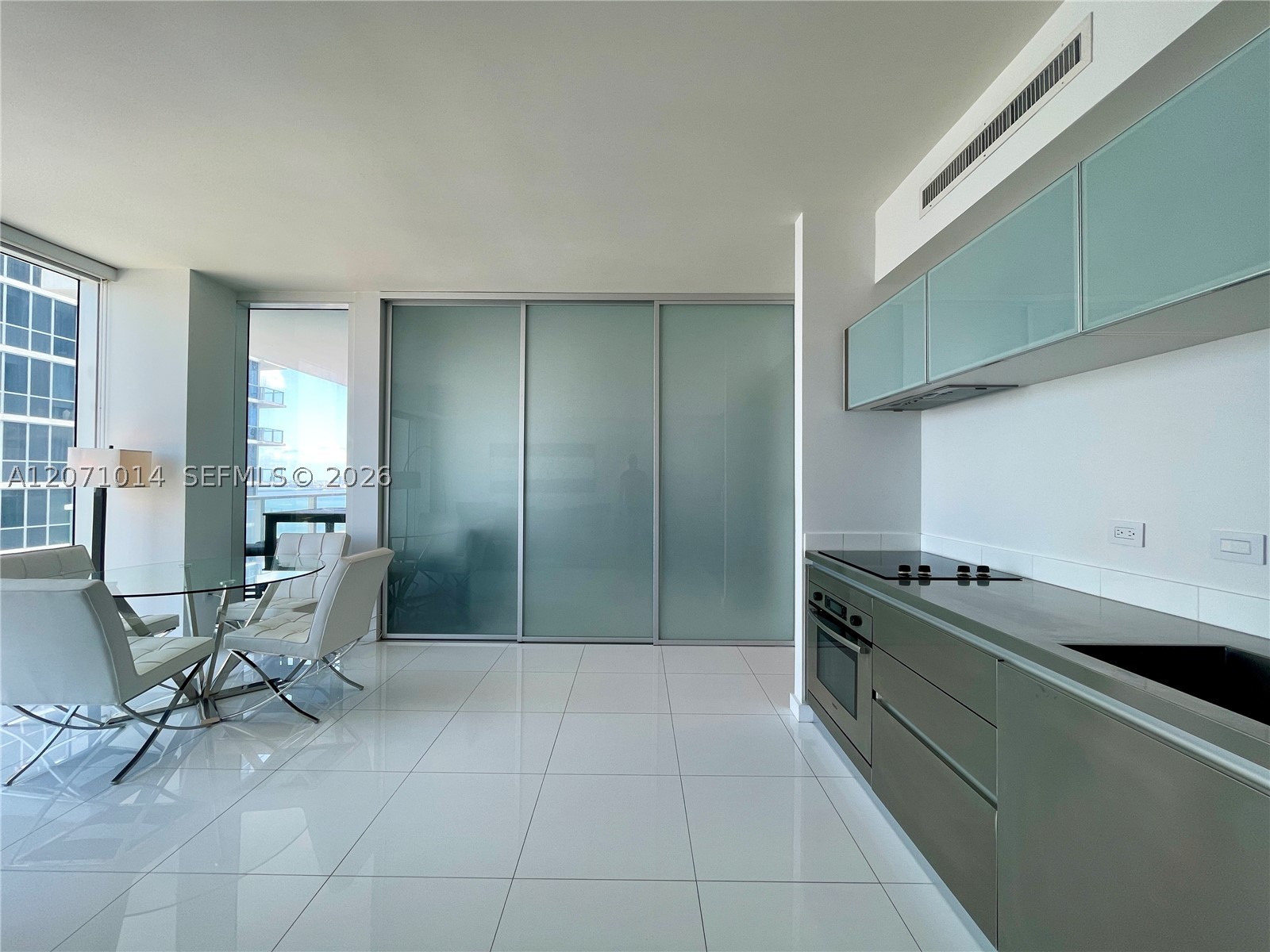 1040 Biscayne Blvd #3305, Miami FL 33132