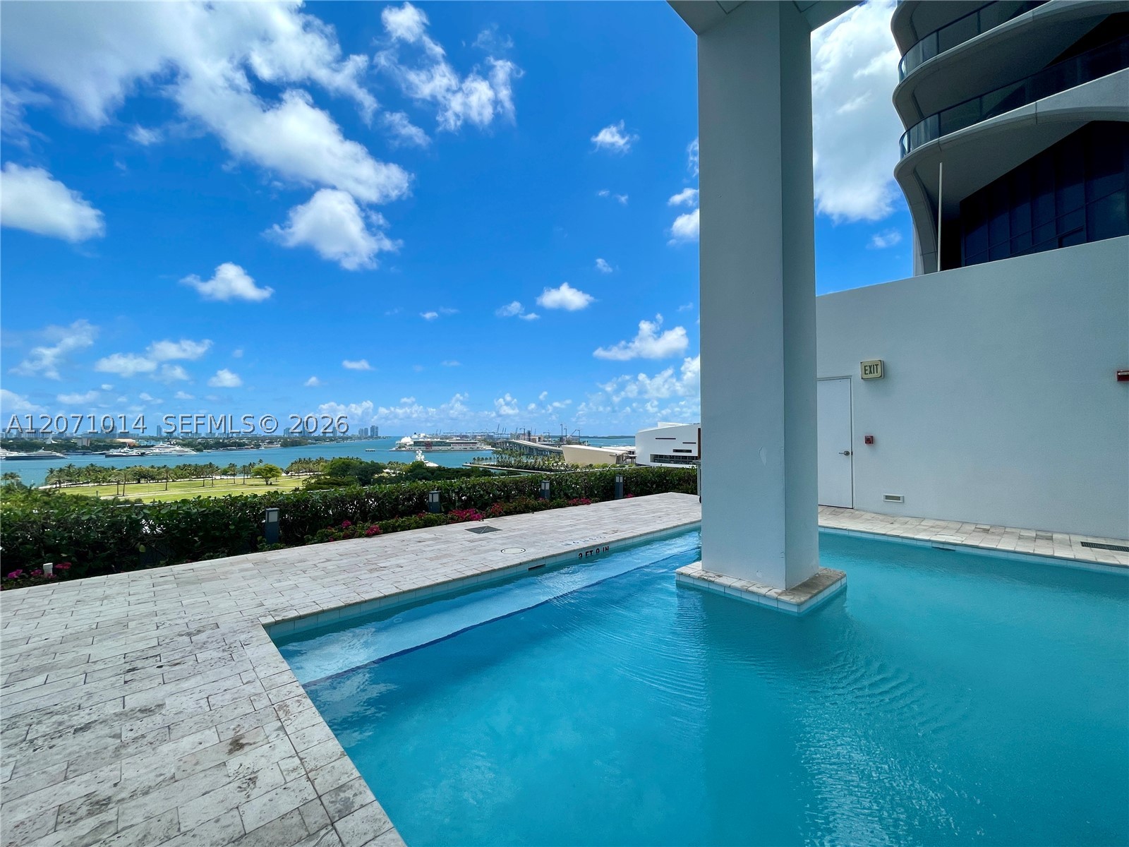 1040 Biscayne Blvd #3305, Miami FL 33132