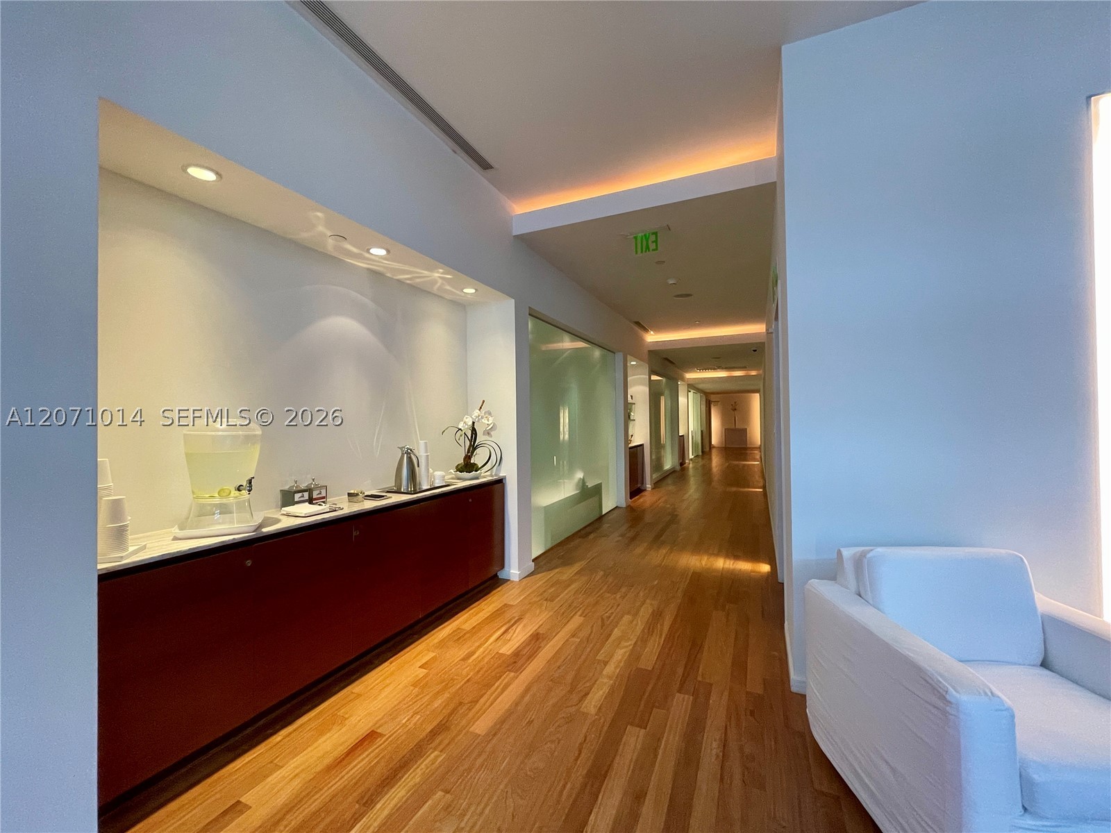 1040 Biscayne Blvd #3305, Miami FL 33132