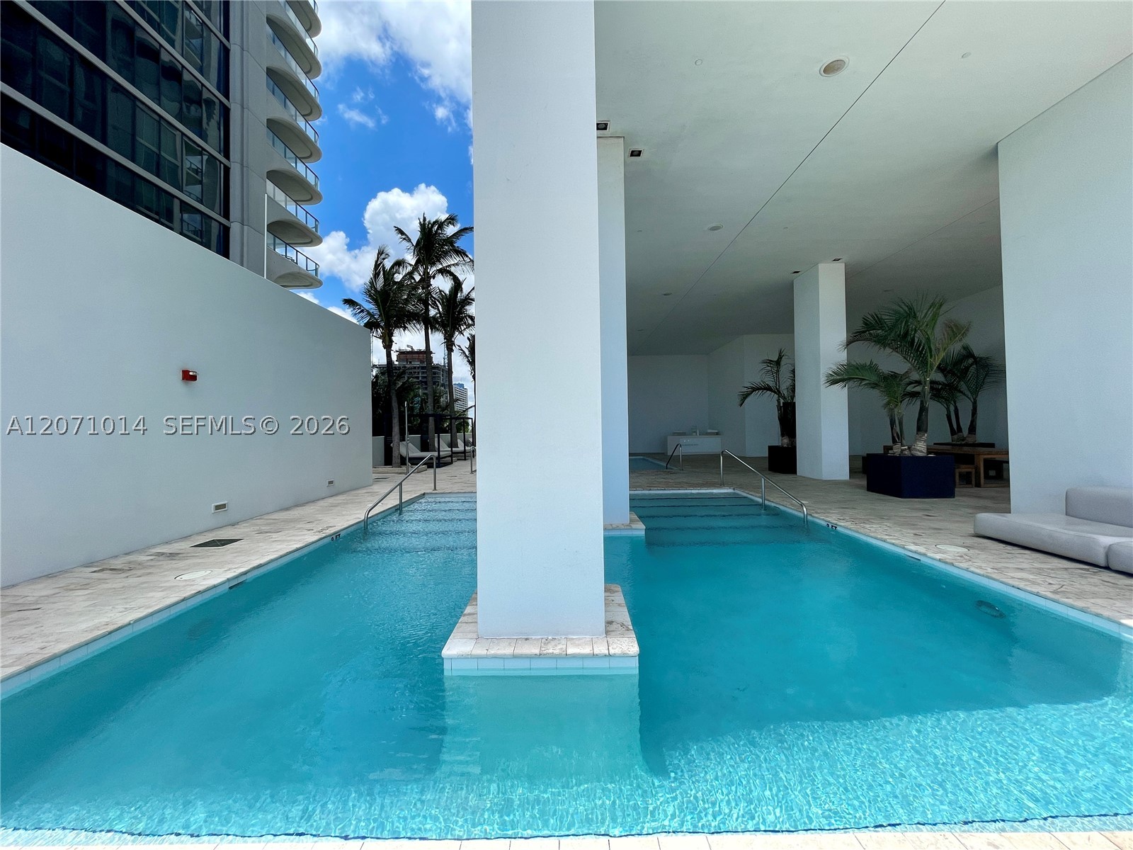 1040 Biscayne Blvd #3305, Miami FL 33132