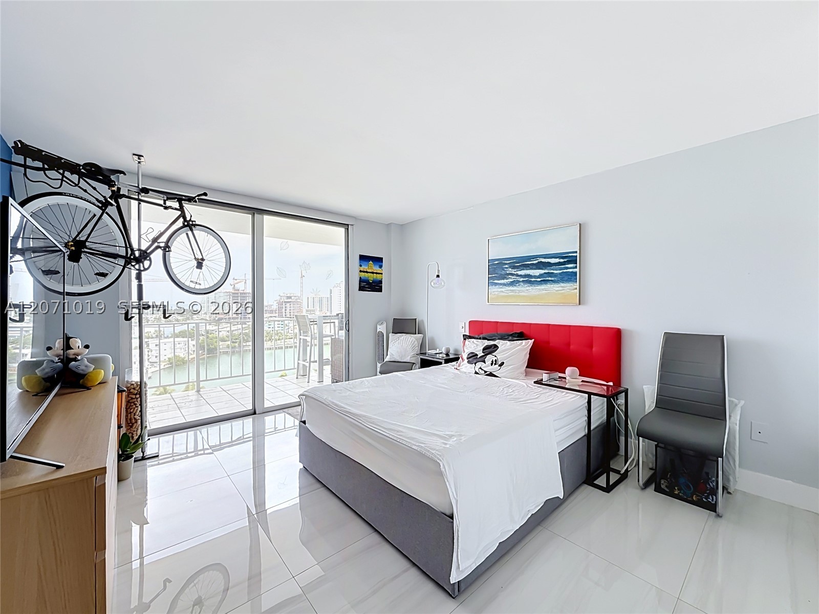 6900 Bay Dr #11G, Miami Beach FL 33141