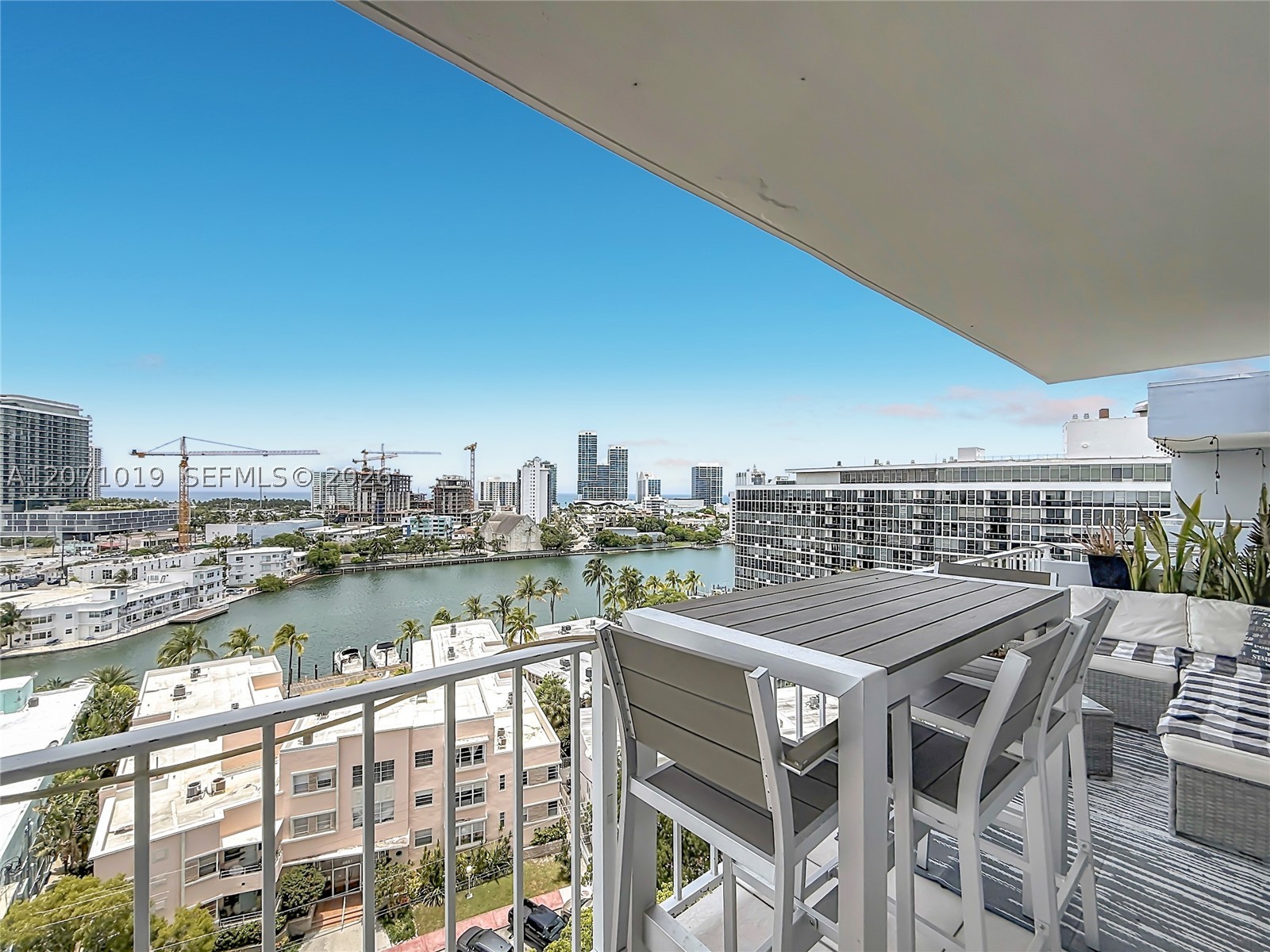 6900 Bay Dr #11G, Miami Beach FL 33141