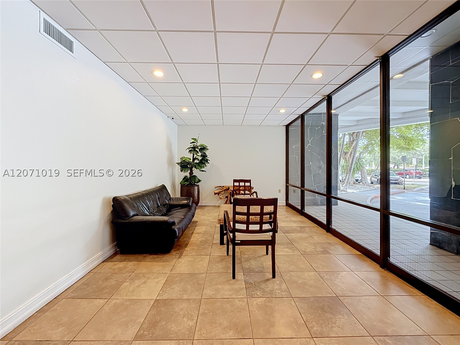 6900 Bay Dr #11G, Miami Beach FL 33141