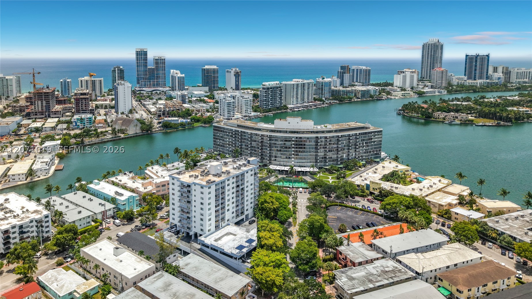 6900 Bay Dr #11G, Miami Beach FL 33141