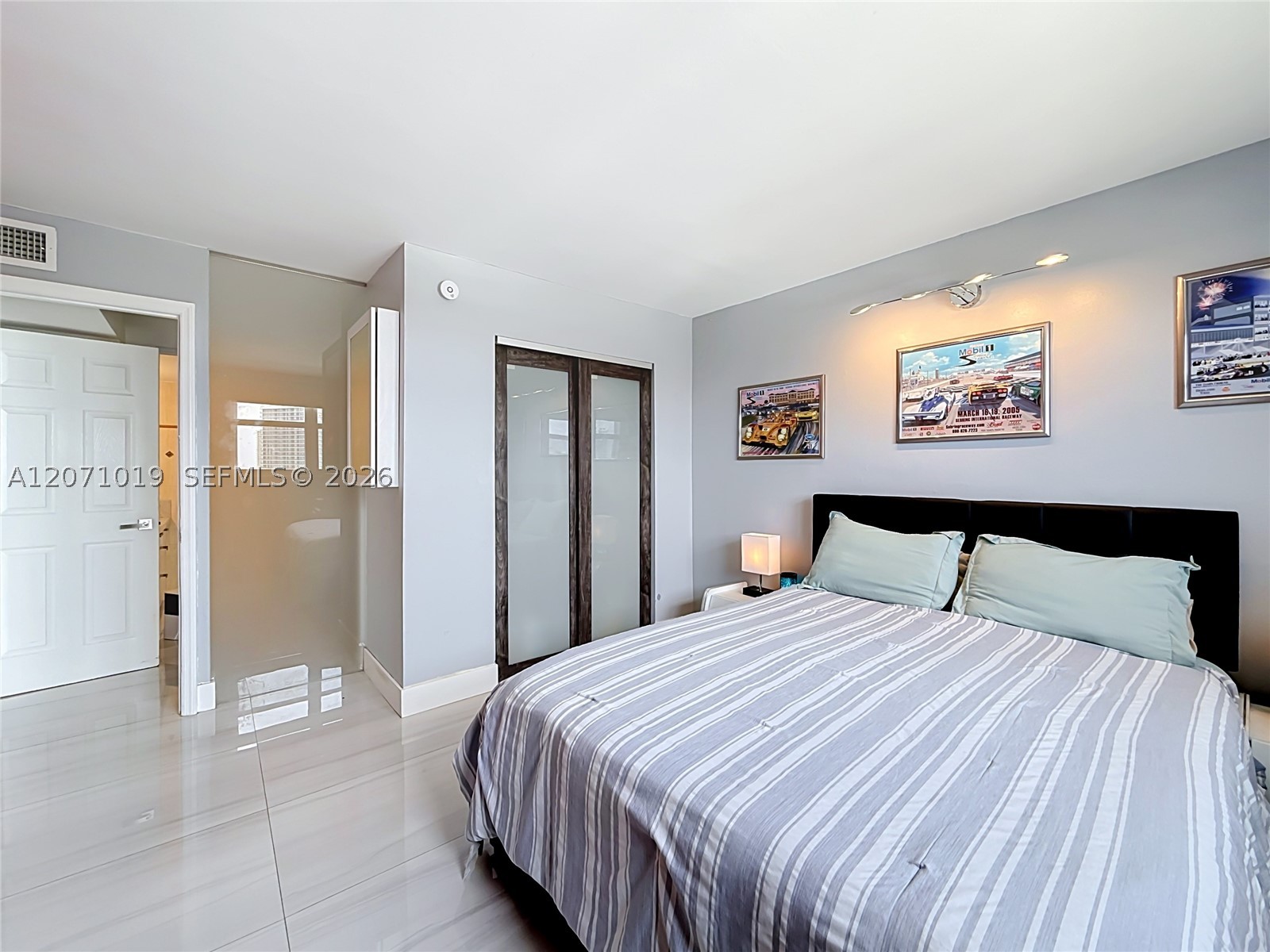 6900 Bay Dr #11G, Miami Beach FL 33141