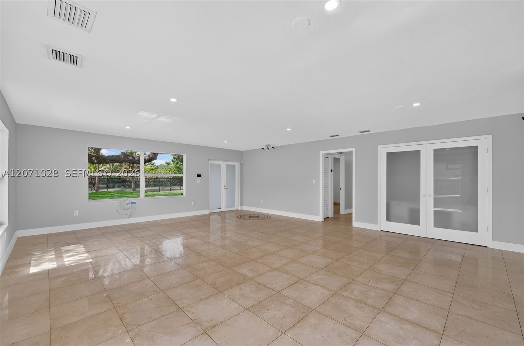 10890 SW 95th St, Miami FL 33176