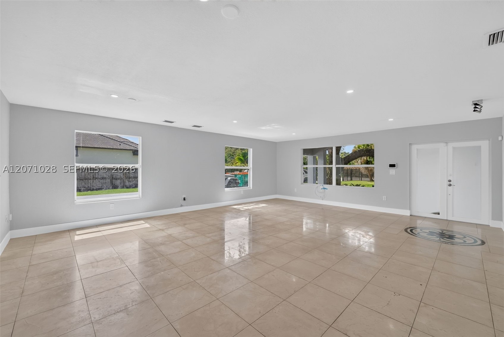 10890 SW 95th St, Miami FL 33176