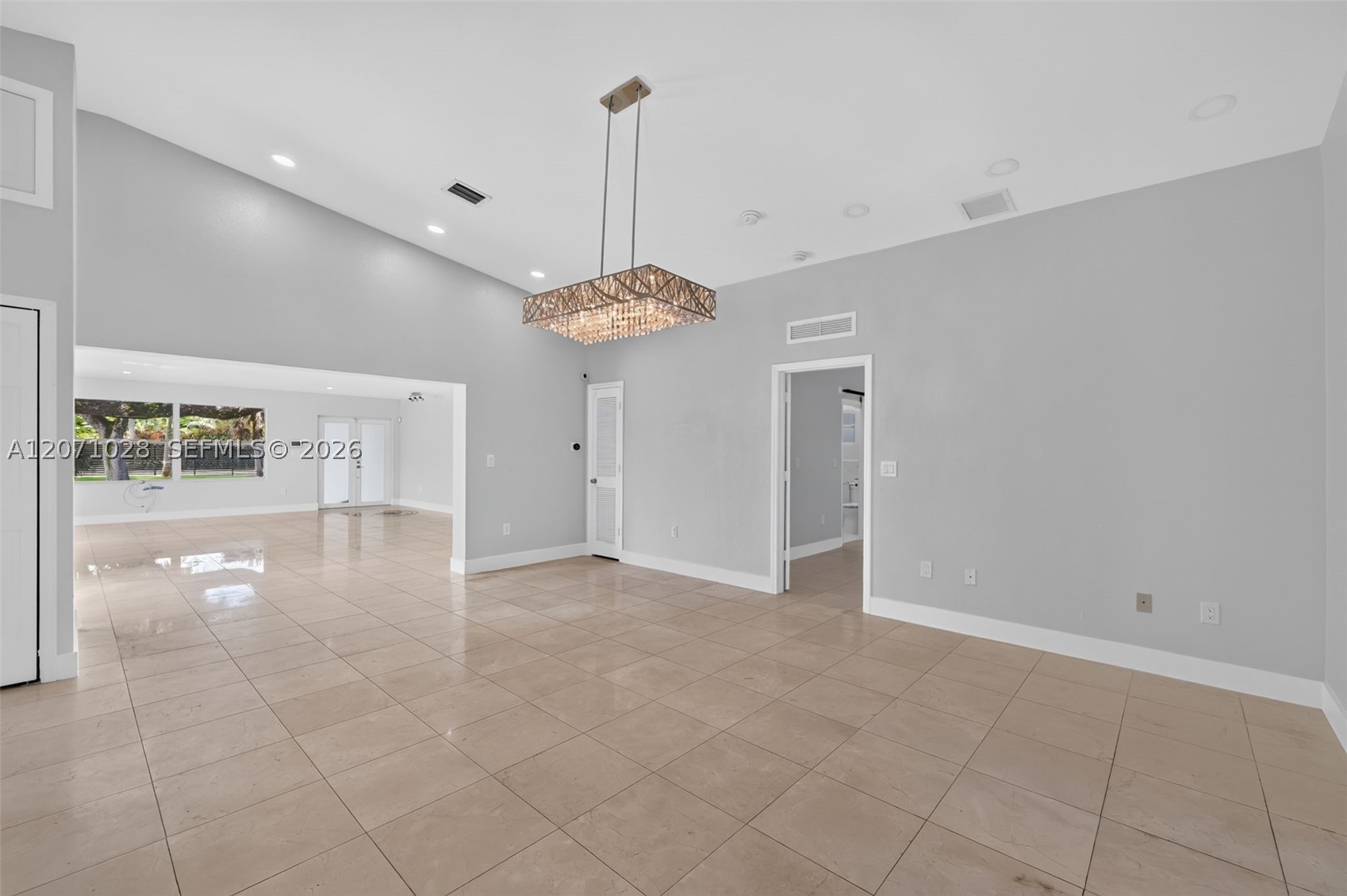 10890 SW 95th St, Miami FL 33176