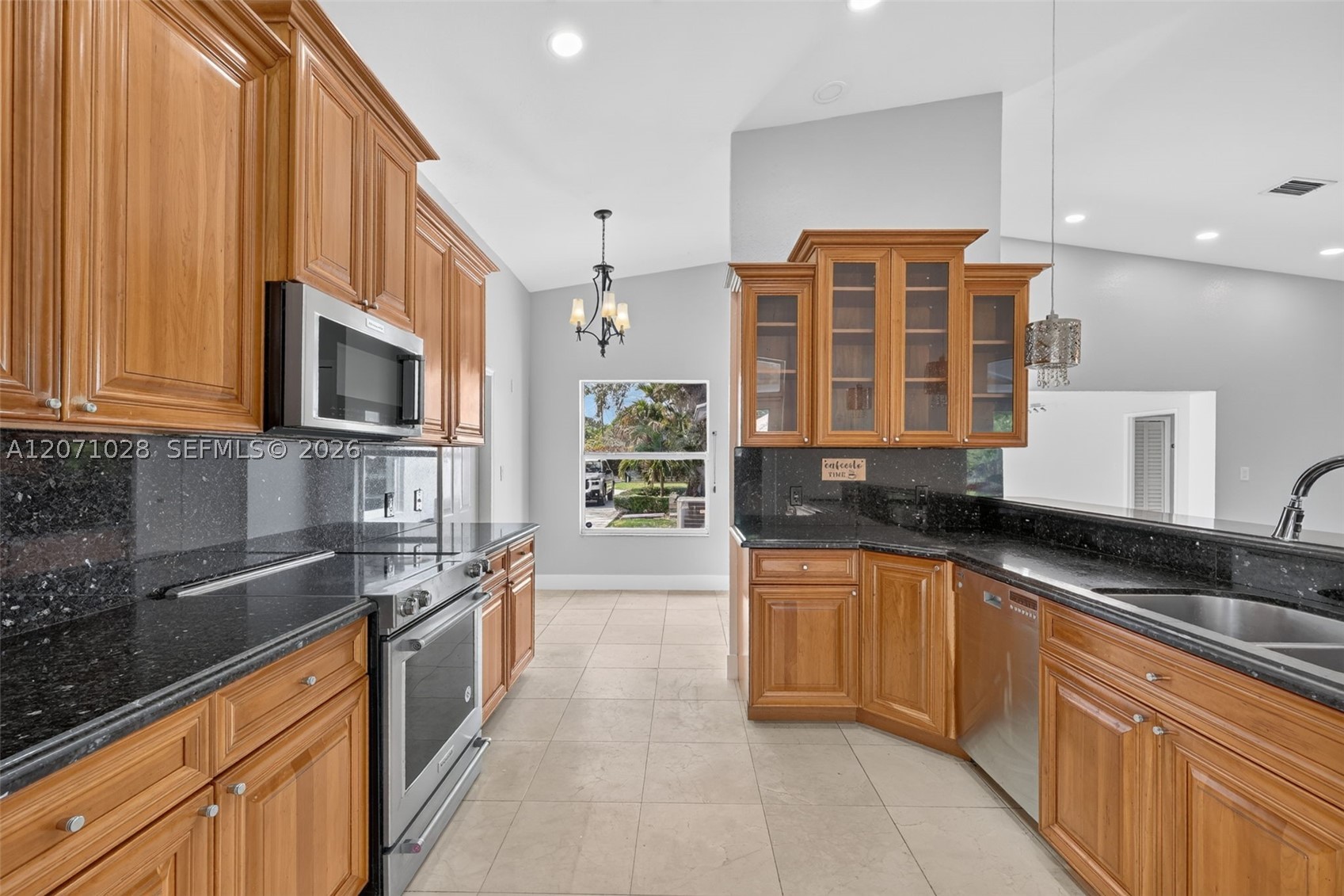 10890 SW 95th St, Miami FL 33176