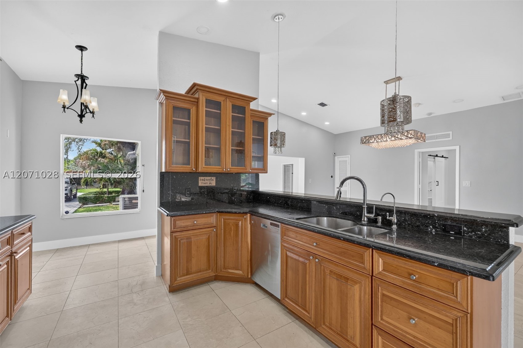 10890 SW 95th St, Miami FL 33176
