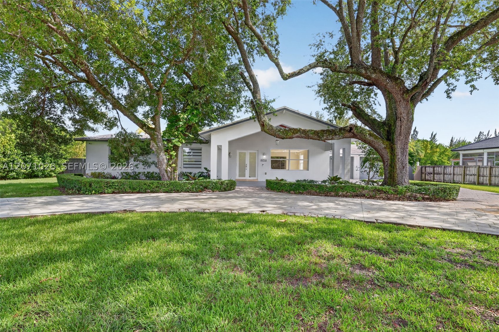 10890 SW 95th St, Miami FL 33176