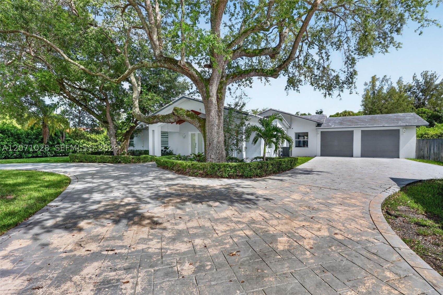 10890 SW 95th St, Miami FL 33176