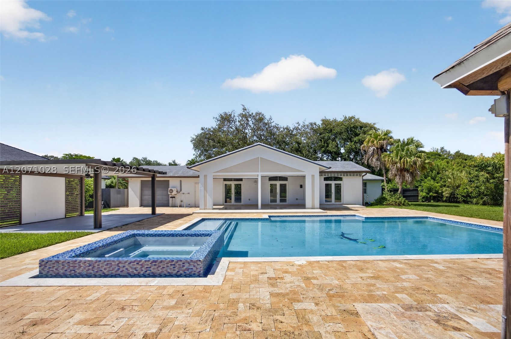 10890 SW 95th St, Miami FL 33176