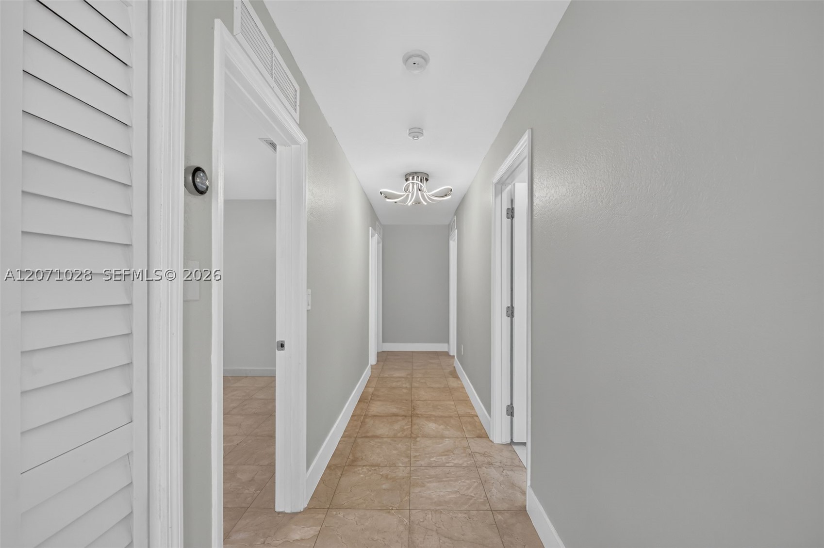 10890 SW 95th St, Miami FL 33176