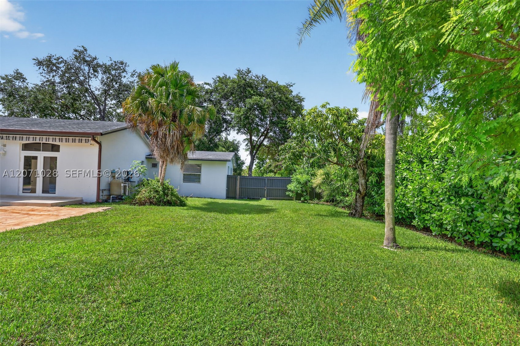 10890 SW 95th St, Miami FL 33176