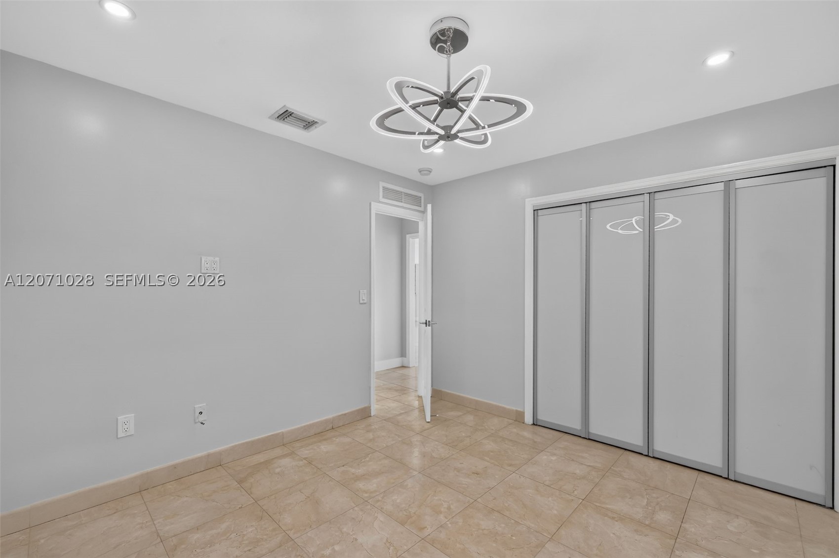 10890 SW 95th St, Miami FL 33176
