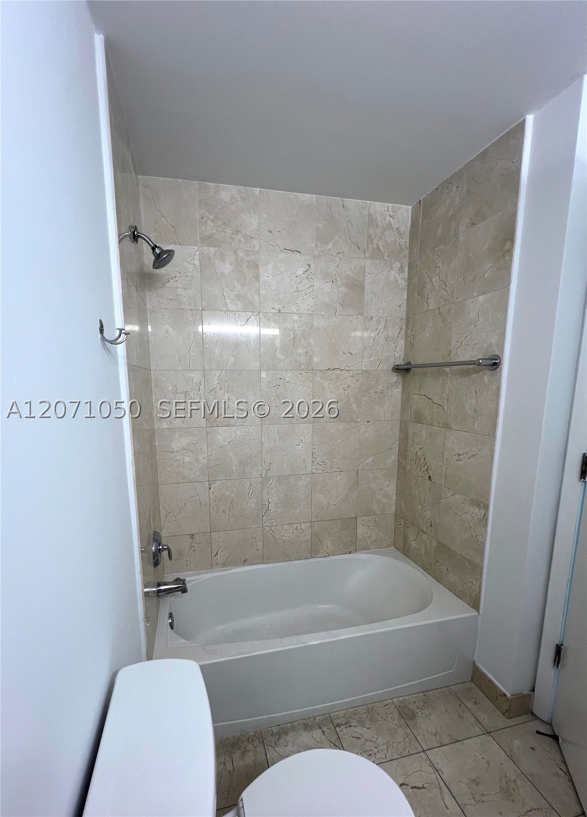 3131 NE 188th St  #1-801, Aventura FL 33180