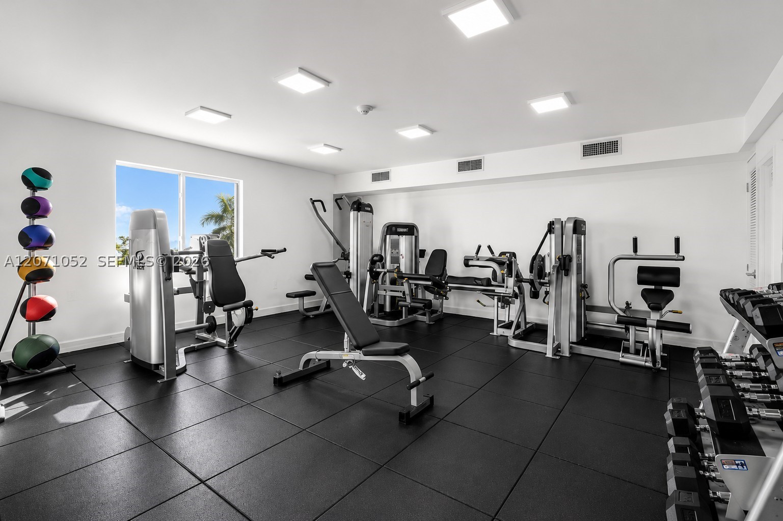 816 NW 11th St #607, Miami FL 33136