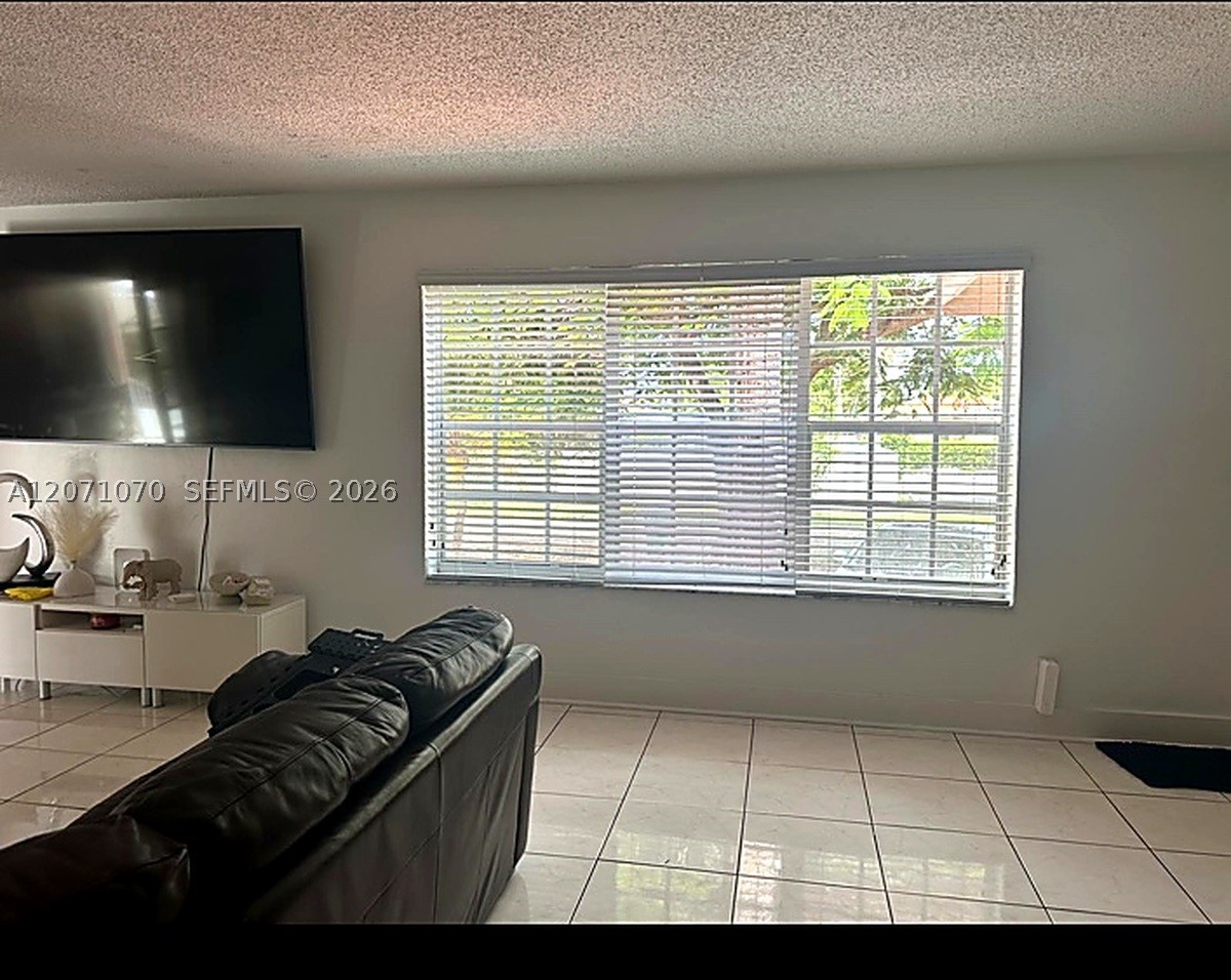 2310 SW 79th Ct, Miami FL 33155