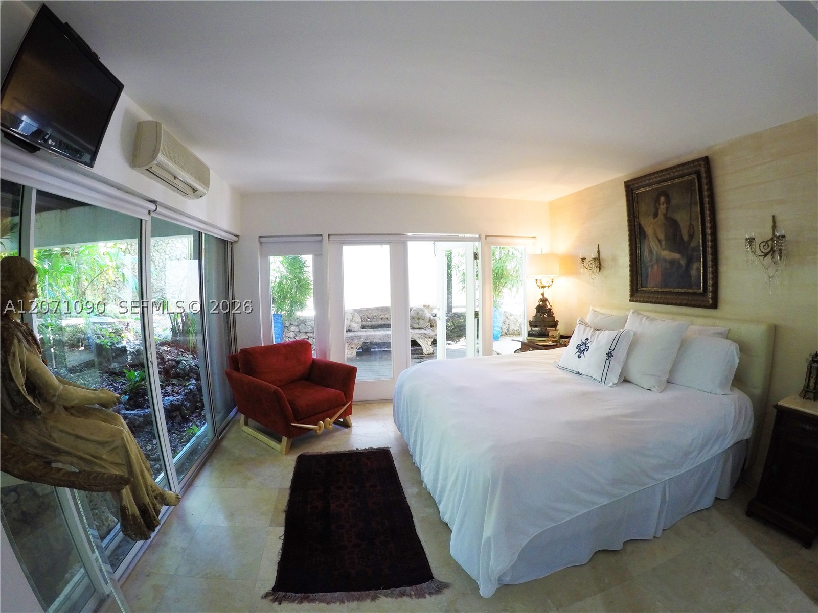 3596 Main Hwy, Miami FL 33133