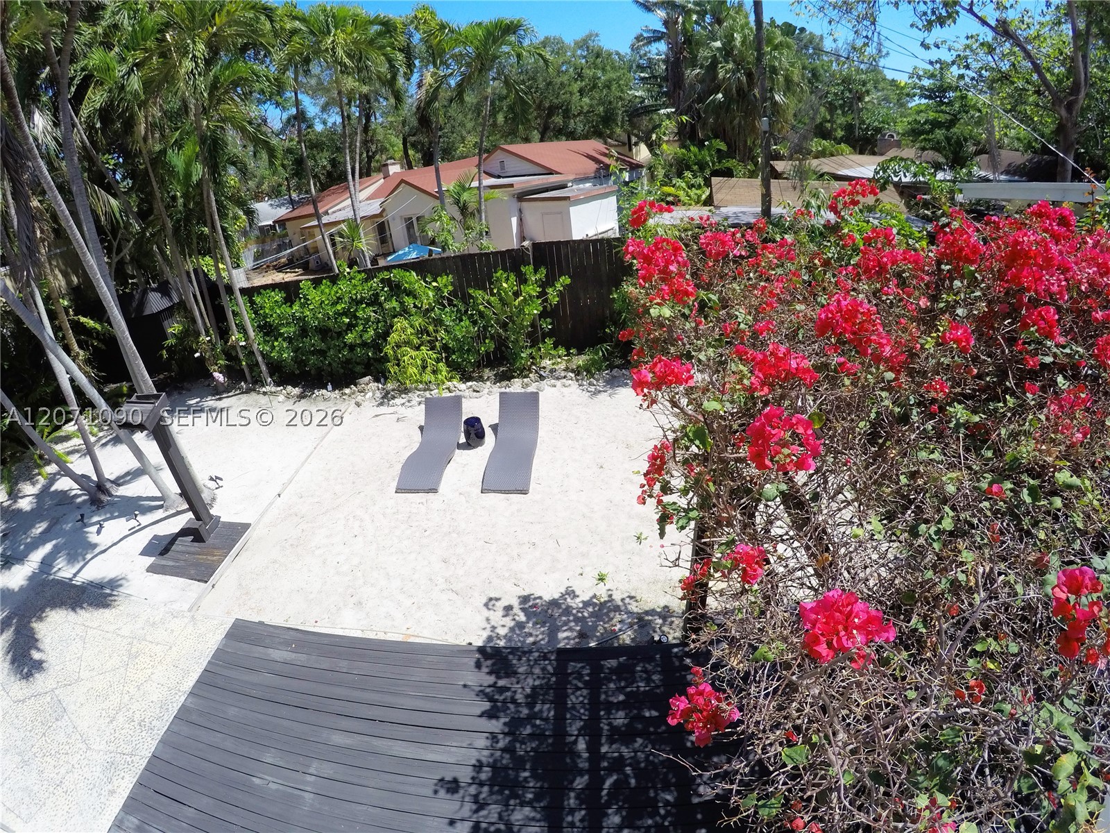 3596 Main Hwy, Miami FL 33133