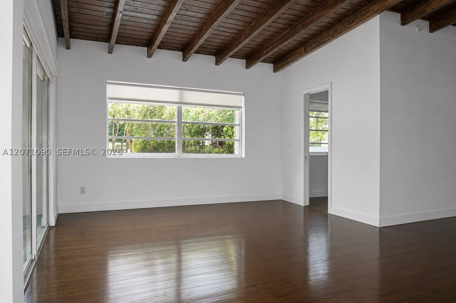 3596 Main Hwy, Miami FL 33133