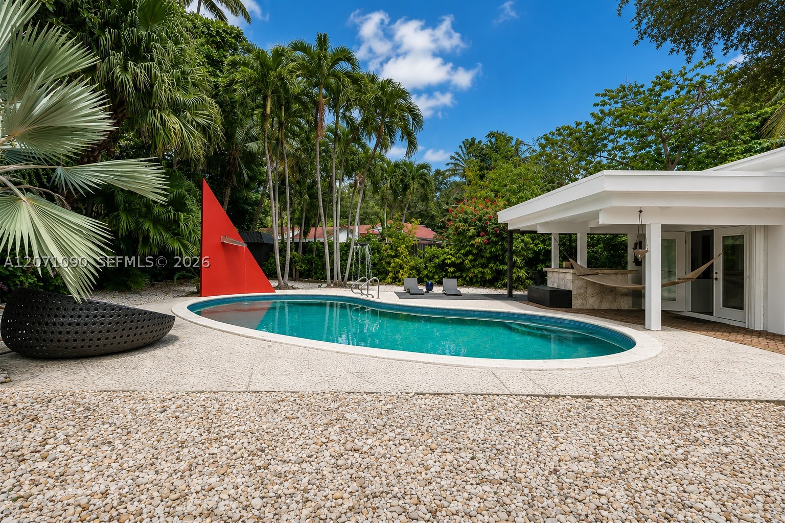3596 Main Hwy, Miami FL 33133