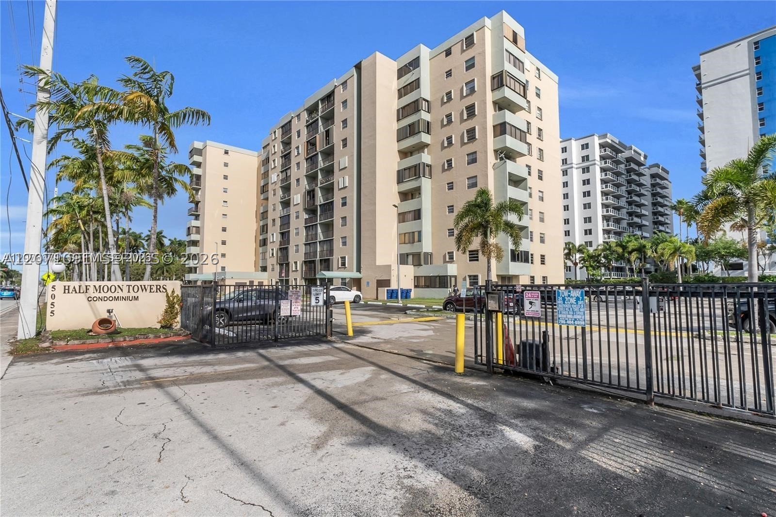 5055 NW 7th St #504, Miami FL 33126