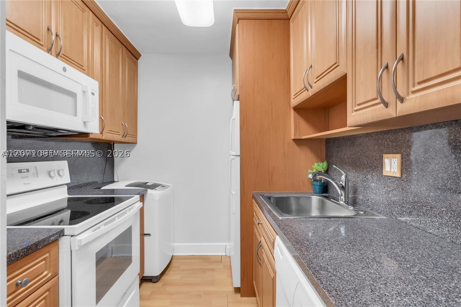 5055 NW 7th St #504, Miami FL 33126