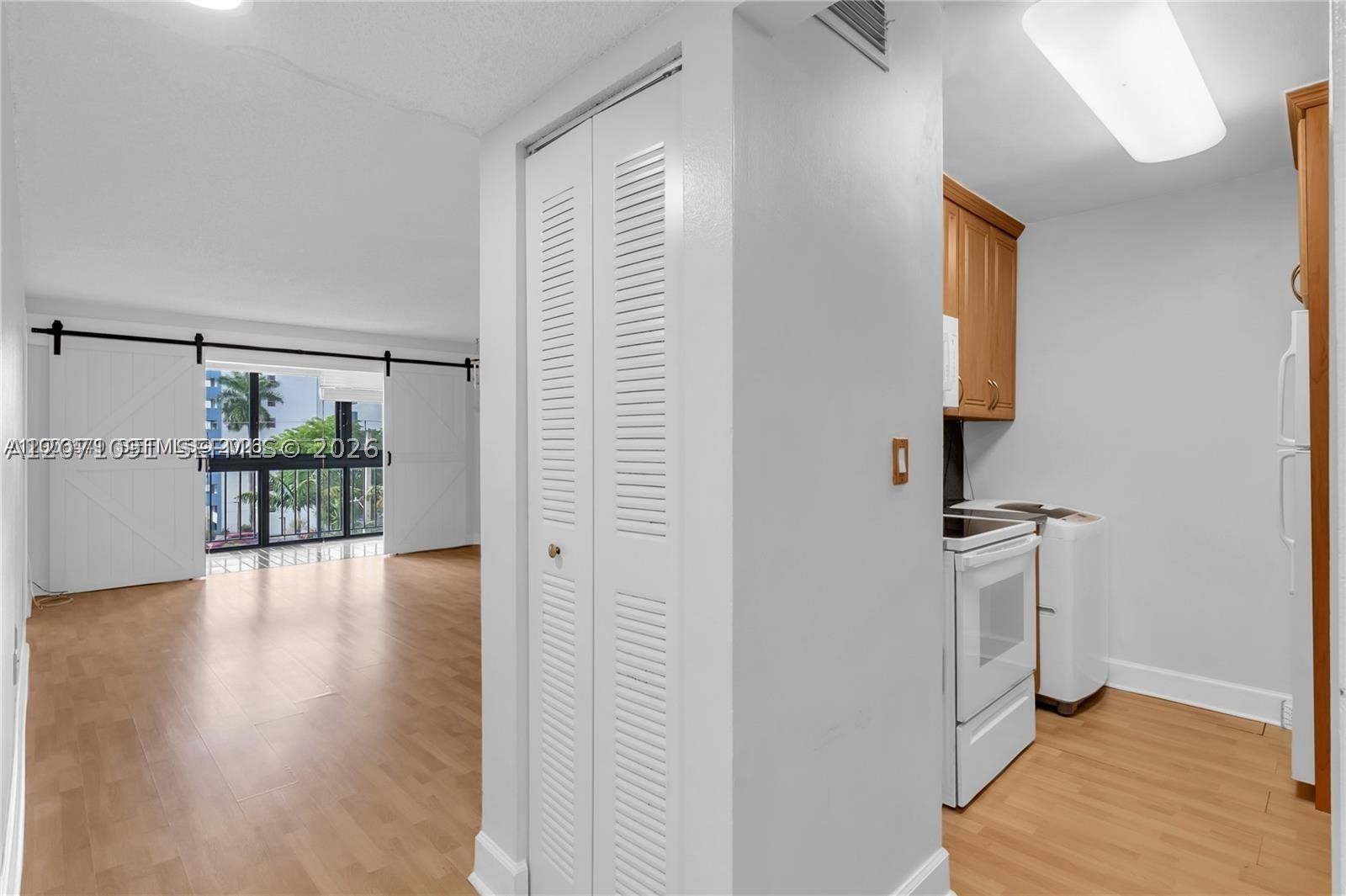 5055 NW 7th St #504, Miami FL 33126