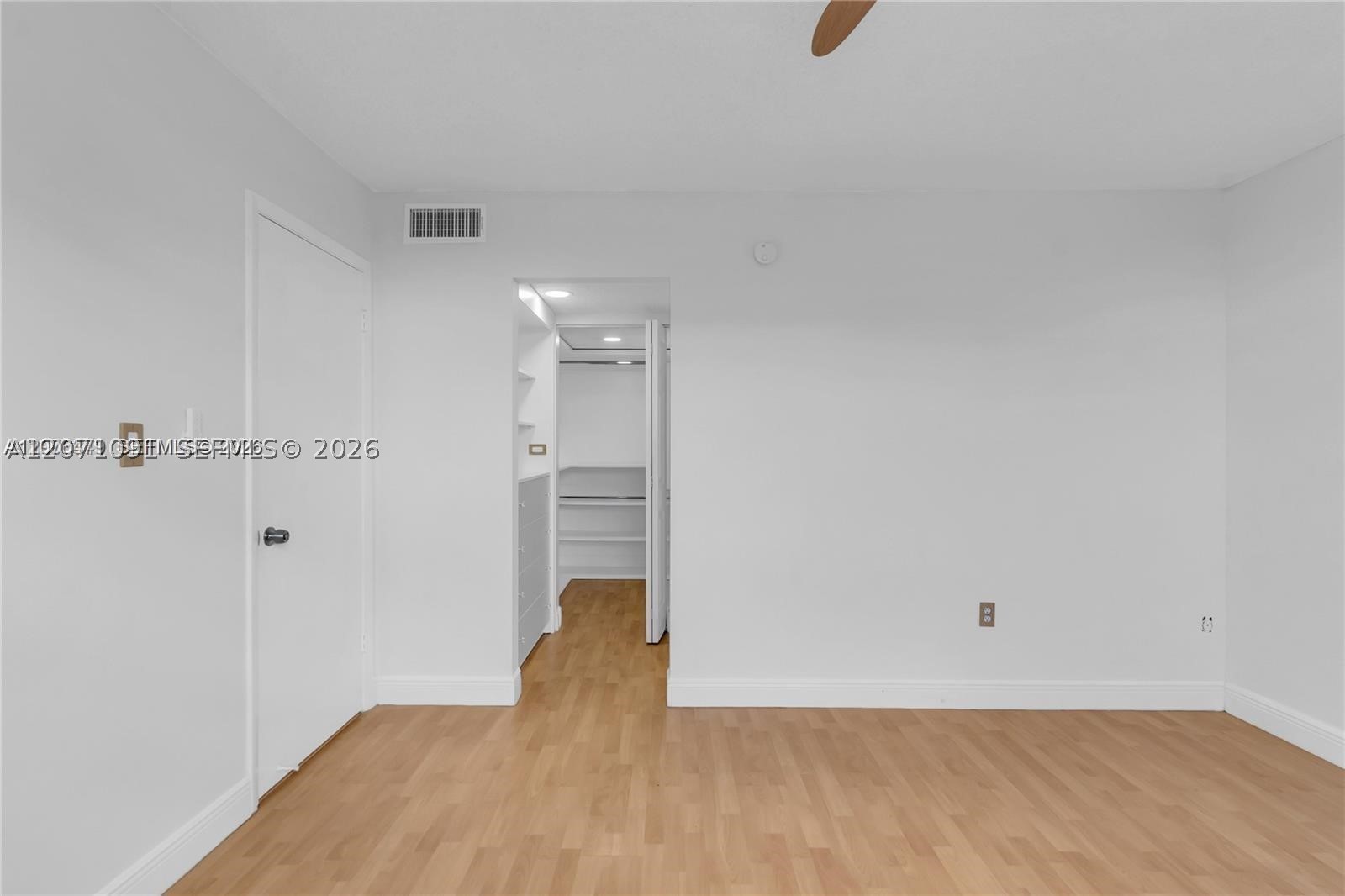 5055 NW 7th St #504, Miami FL 33126