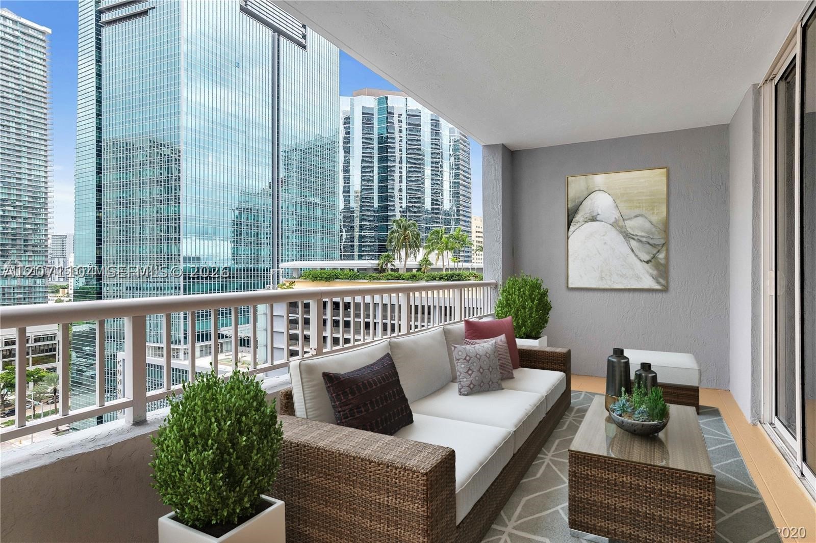 170 SE 14th St #1506, Miami FL 33131
