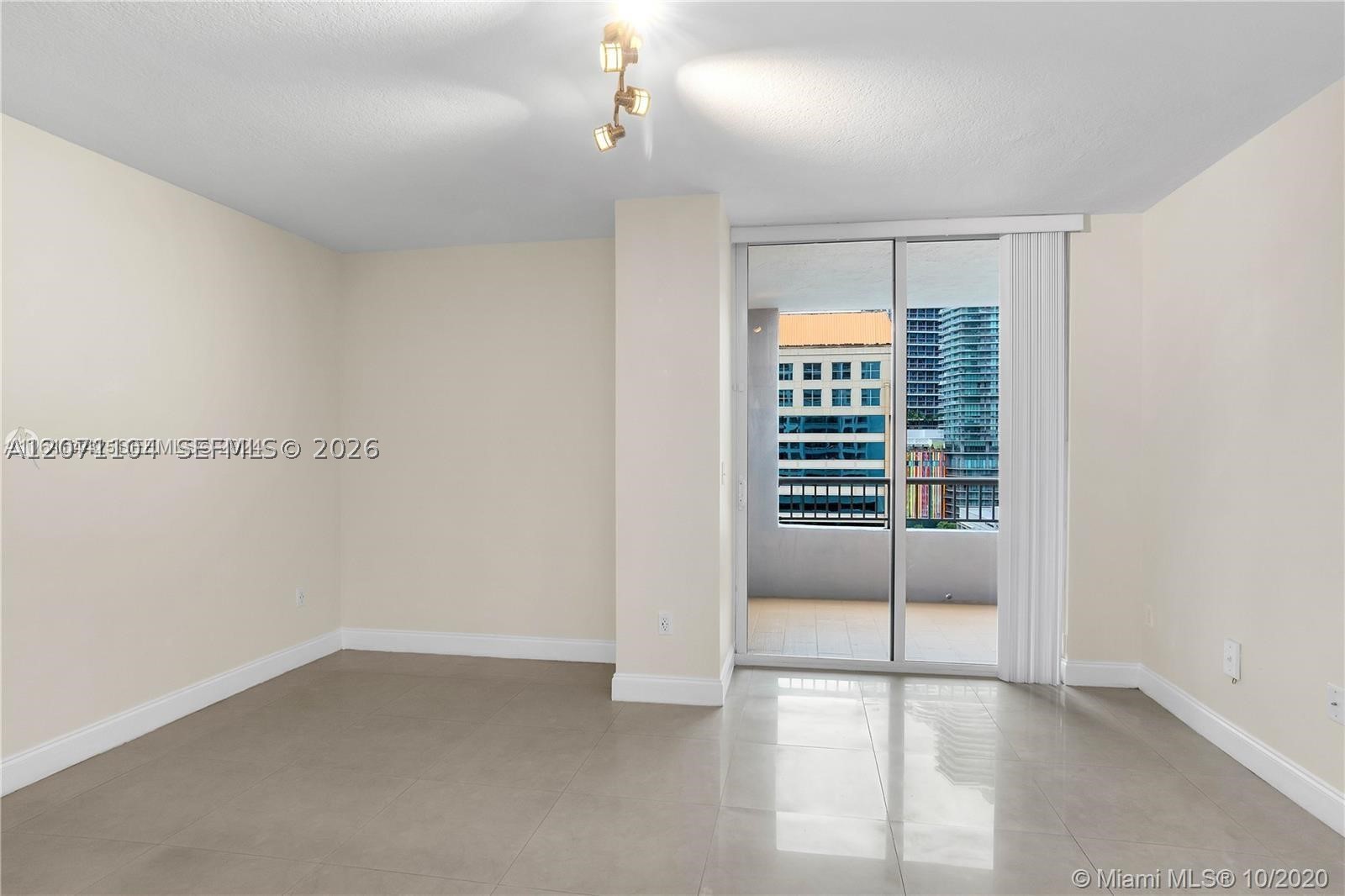 170 SE 14th St #1506, Miami FL 33131