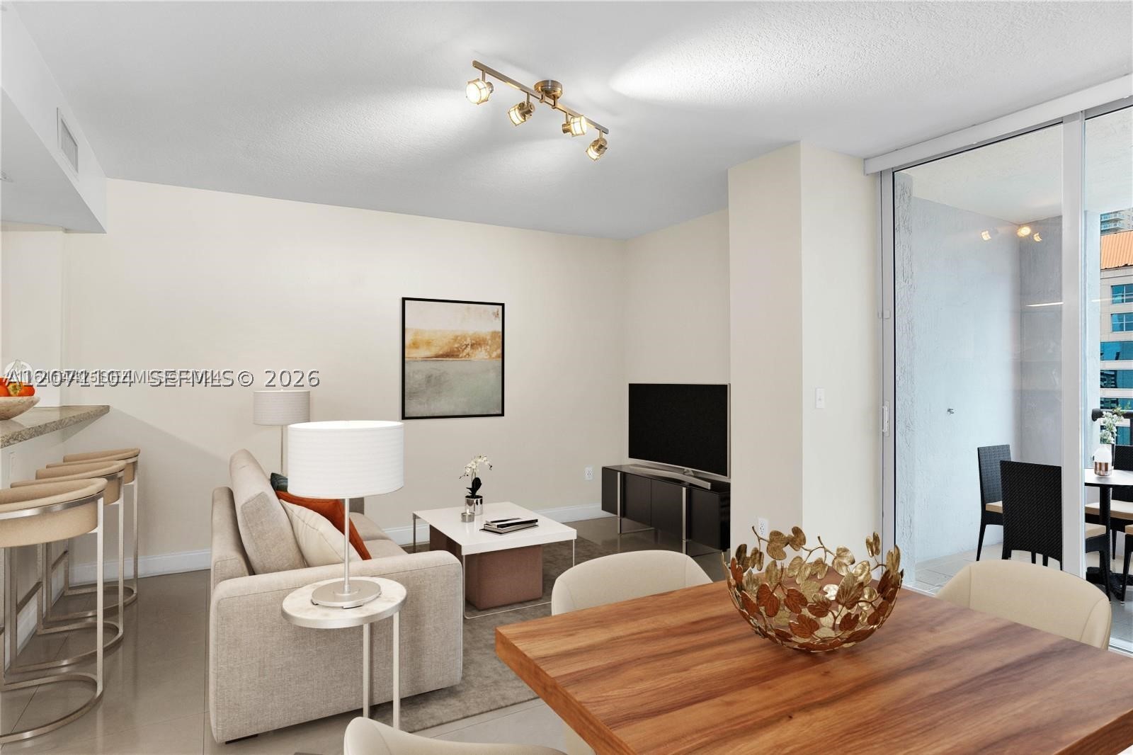 170 SE 14th St #1506, Miami FL 33131