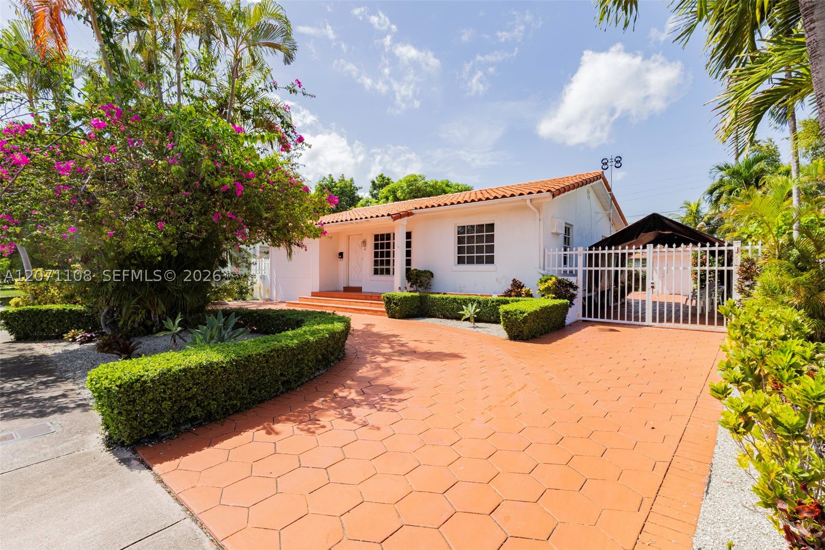 41 Campina Ct, Coral Gables FL 33134