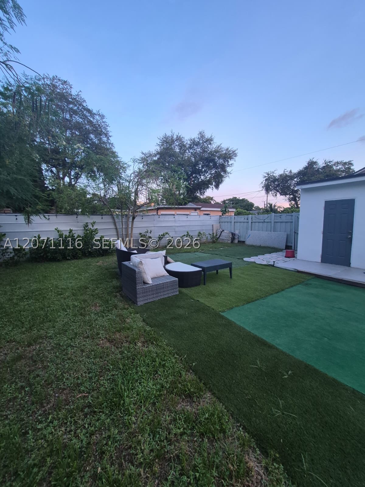 1137 NW 55th St, Miami FL 33127