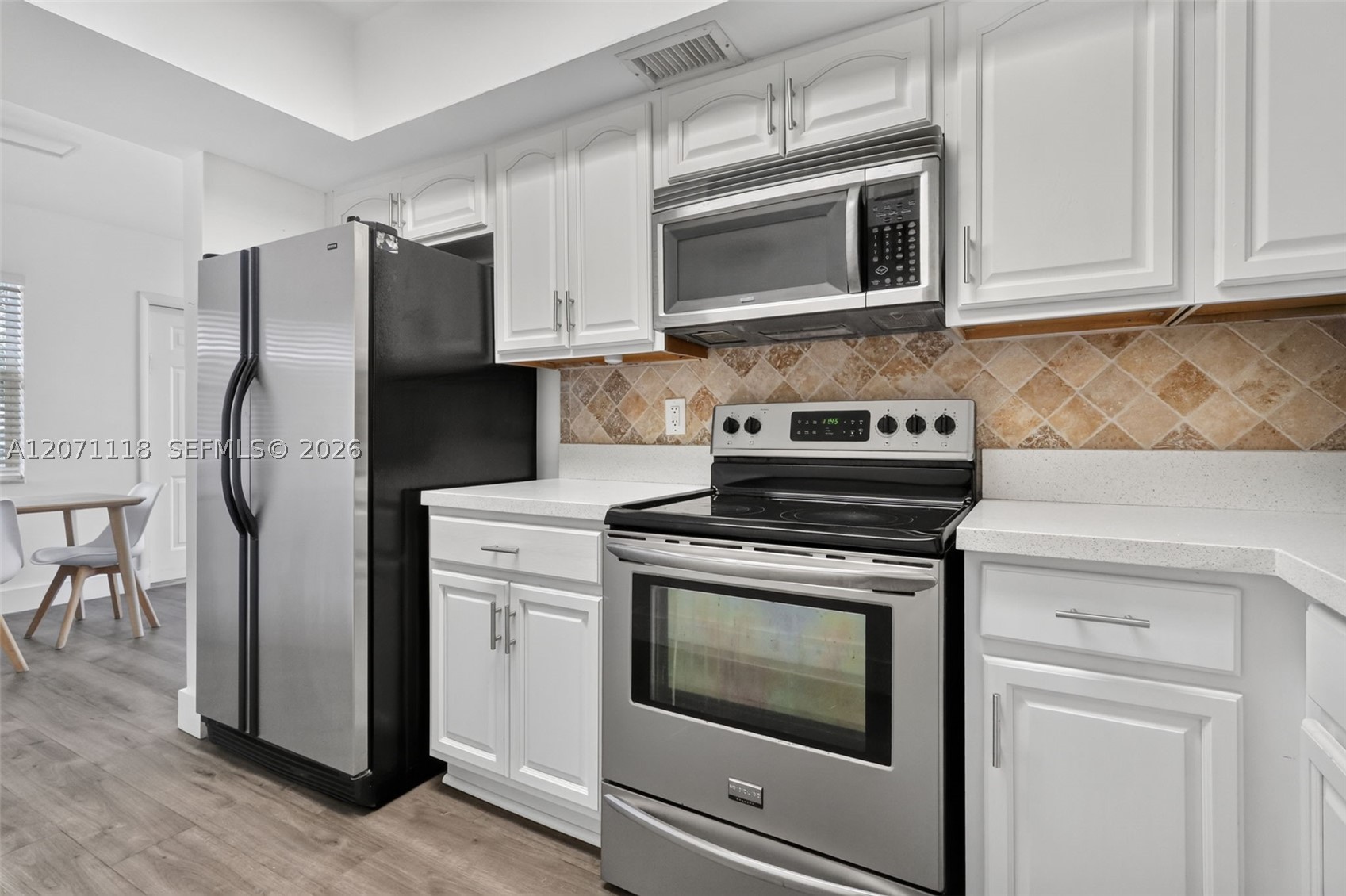 2100 Diana Dr #310, Hallandale Beach FL 33009