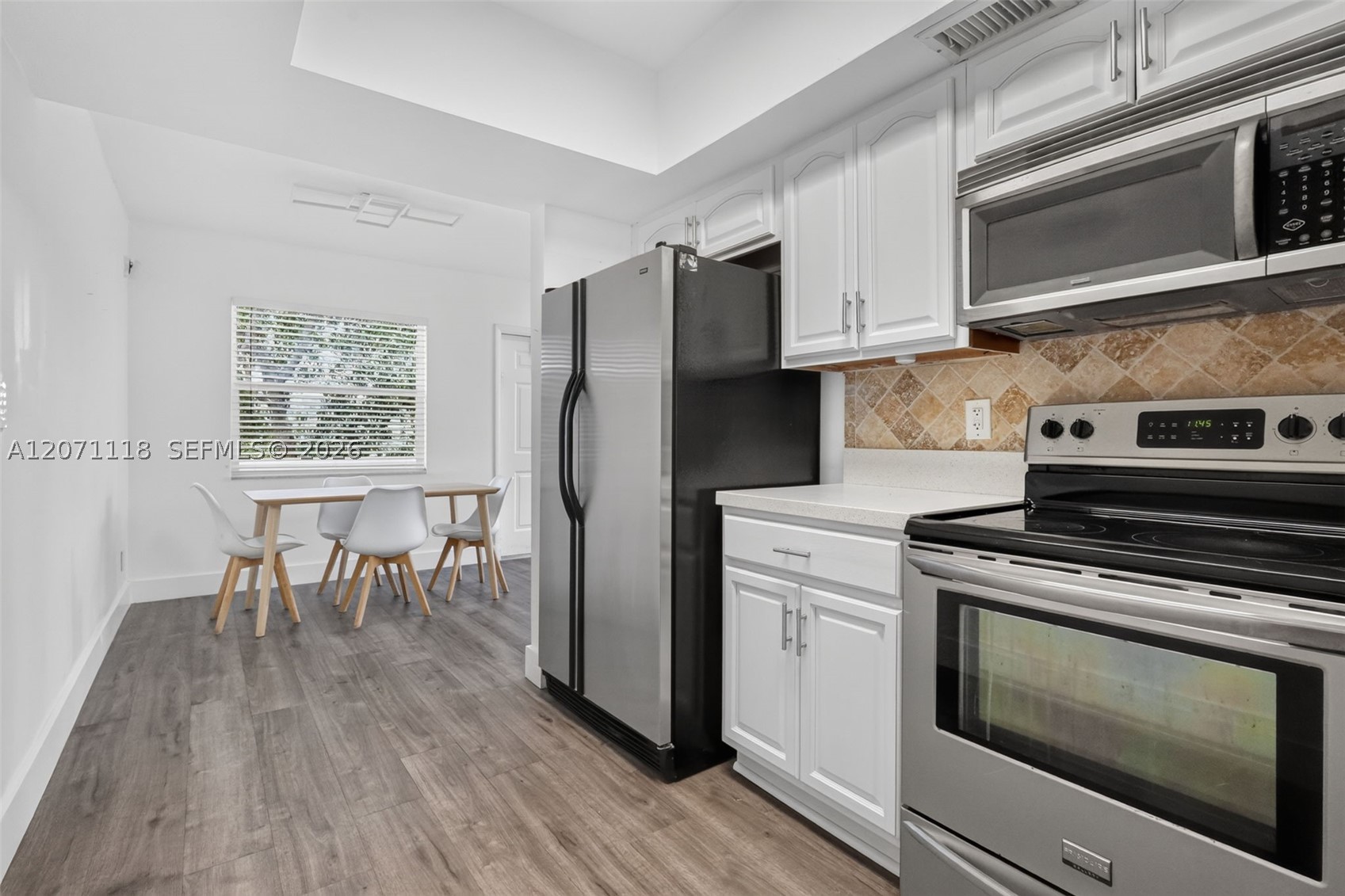 2100 Diana Dr #310, Hallandale Beach FL 33009
