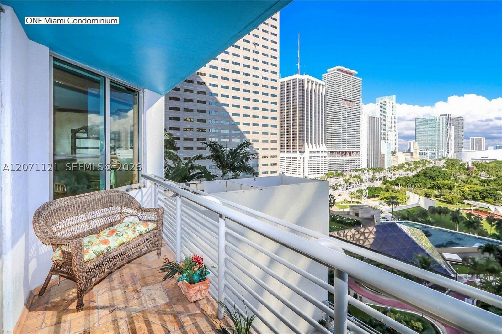 335 S Biscayne Blvd #1500, Miami FL 33131