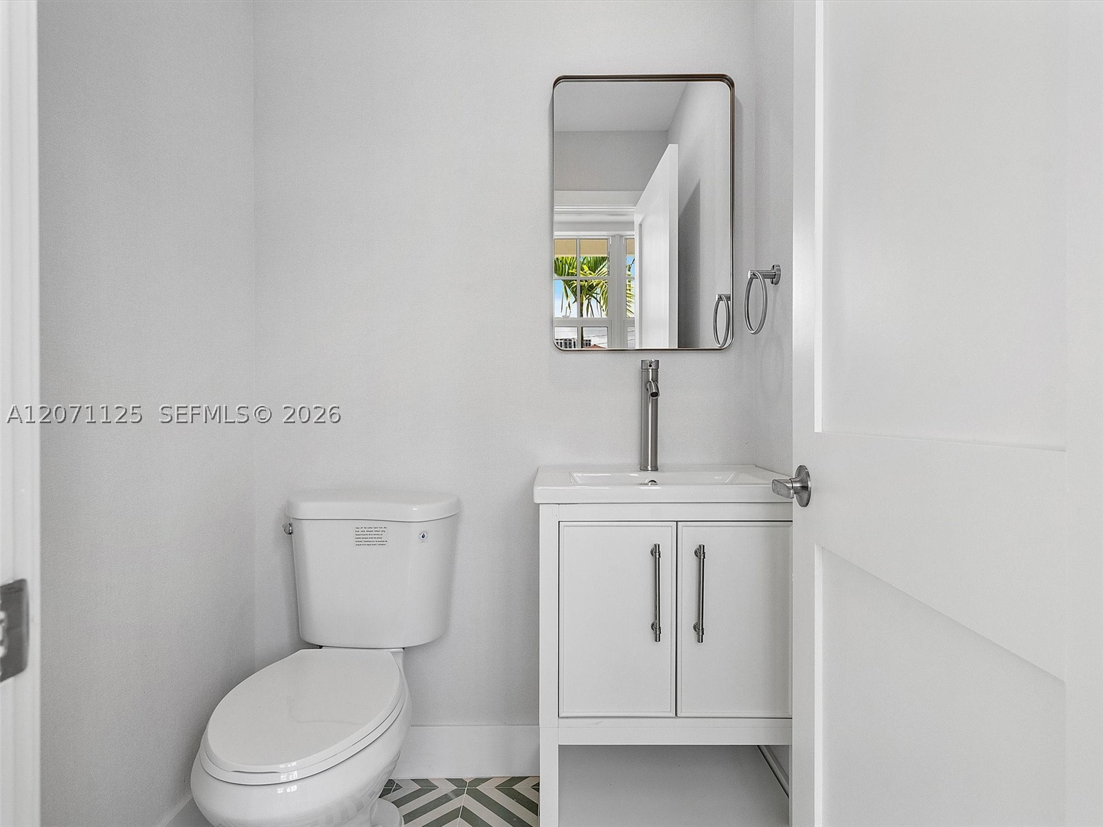 112 Florida Ave, Coral Gables FL 33133