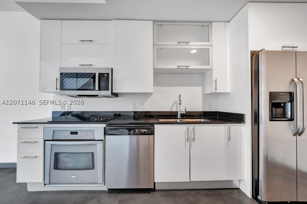 60 SW 13th St #1402, Miami FL 33130