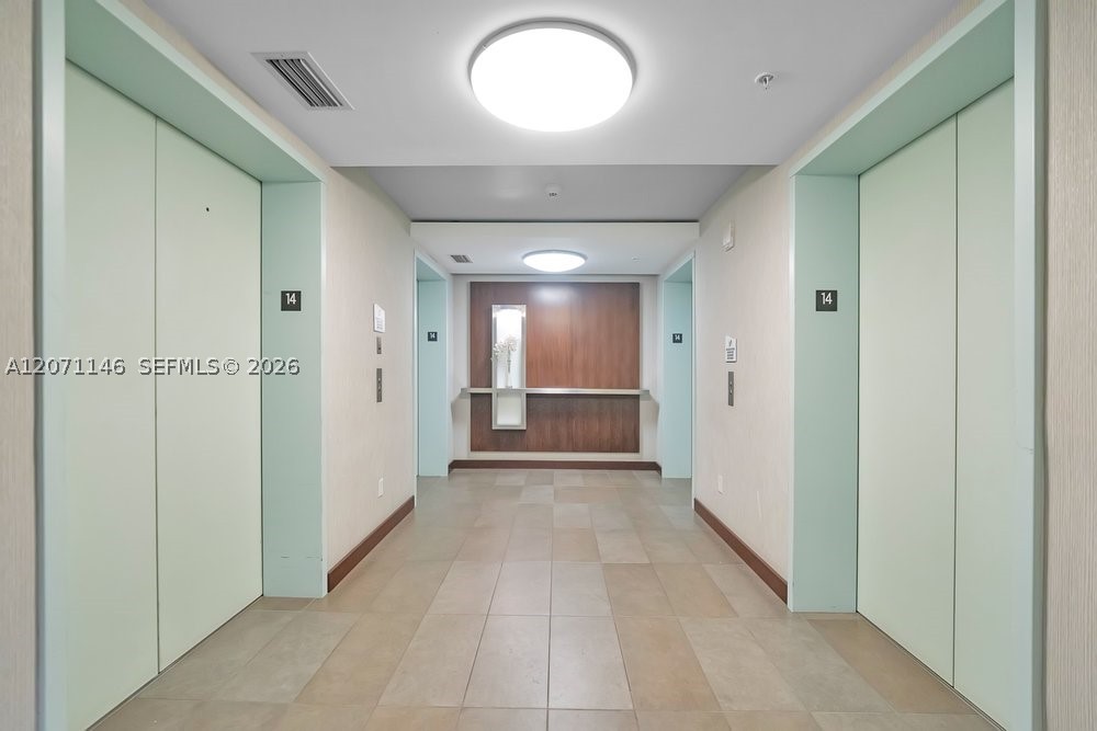 60 SW 13th St #1402, Miami FL 33130
