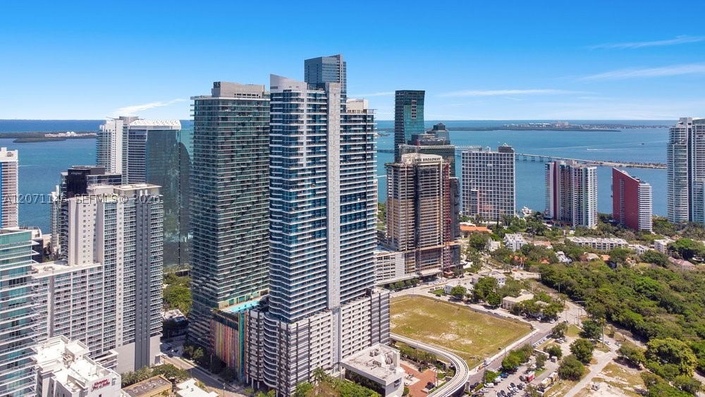 60 SW 13th St #1402, Miami FL 33130