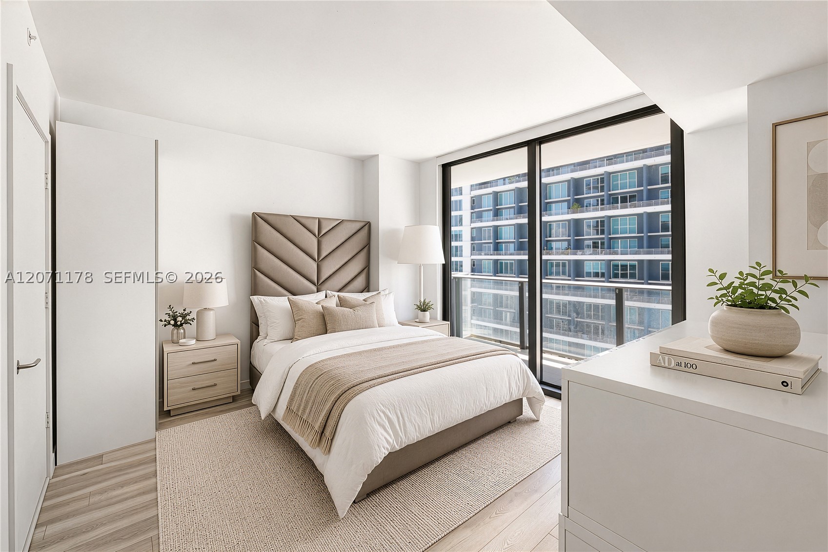 1300 S Miami Ave #3709, Miami FL 33130