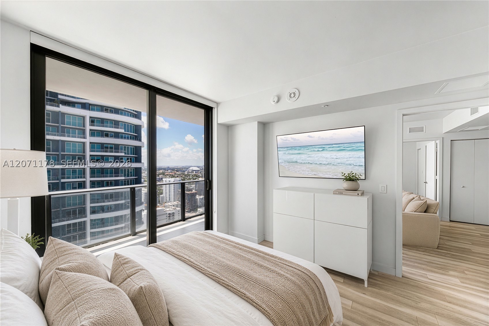 1300 S Miami Ave #3709, Miami FL 33130