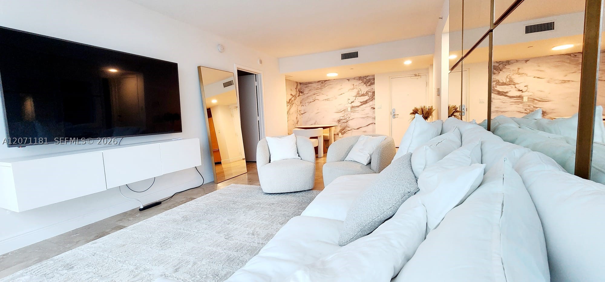 6801 Collins Ave #LPH05, Miami Beach FL 33141